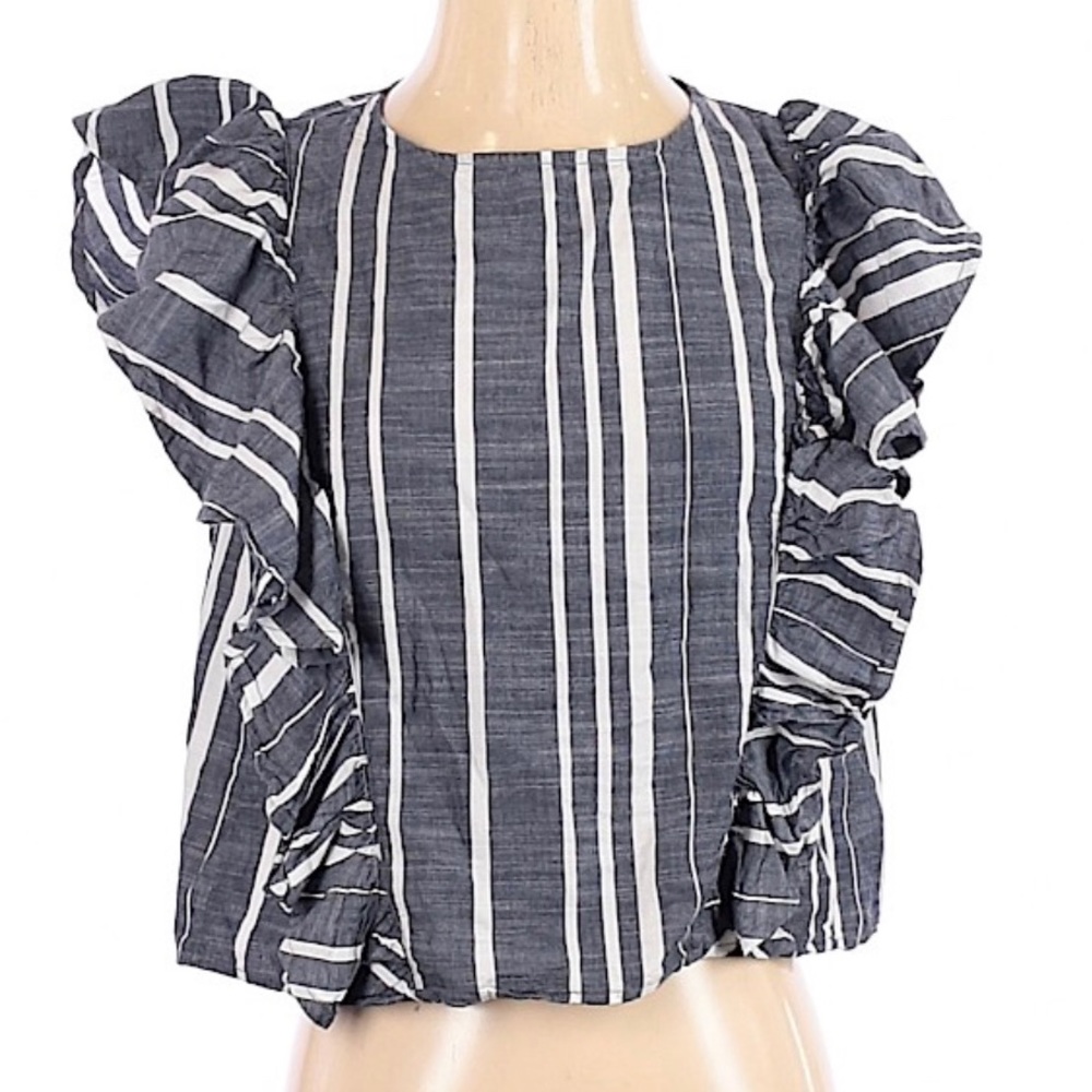 🍁 dip Short Sleeve Ruffle Blouse